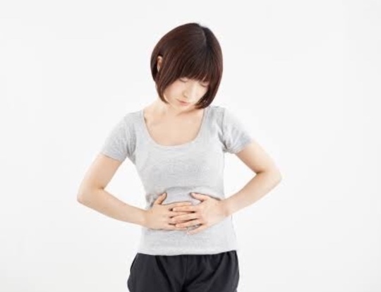 産後のぽっこりお腹の原因を解説します